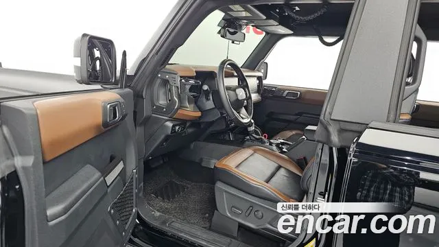 Ford Bronco 2024
