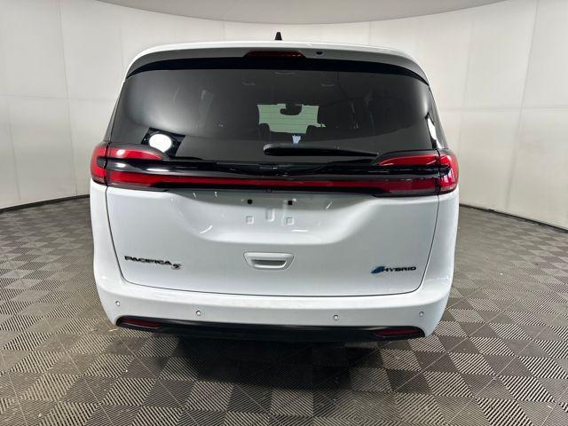 Chrysler Pacifica 2023