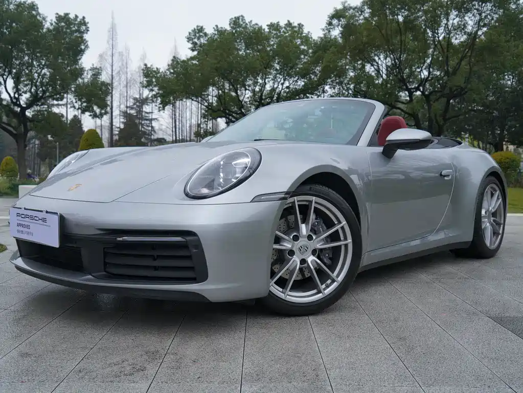 Porsche 911 2021