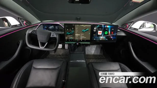 Tesla Model 3 2024