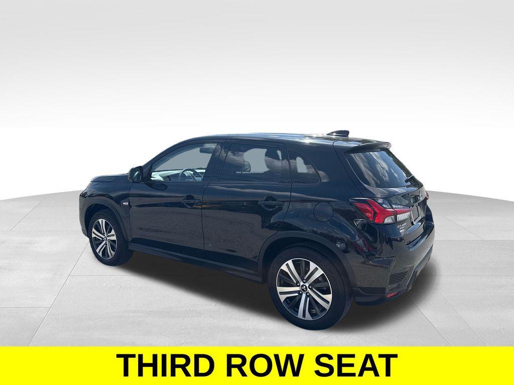 Mitsubishi Outlander Sport 2024