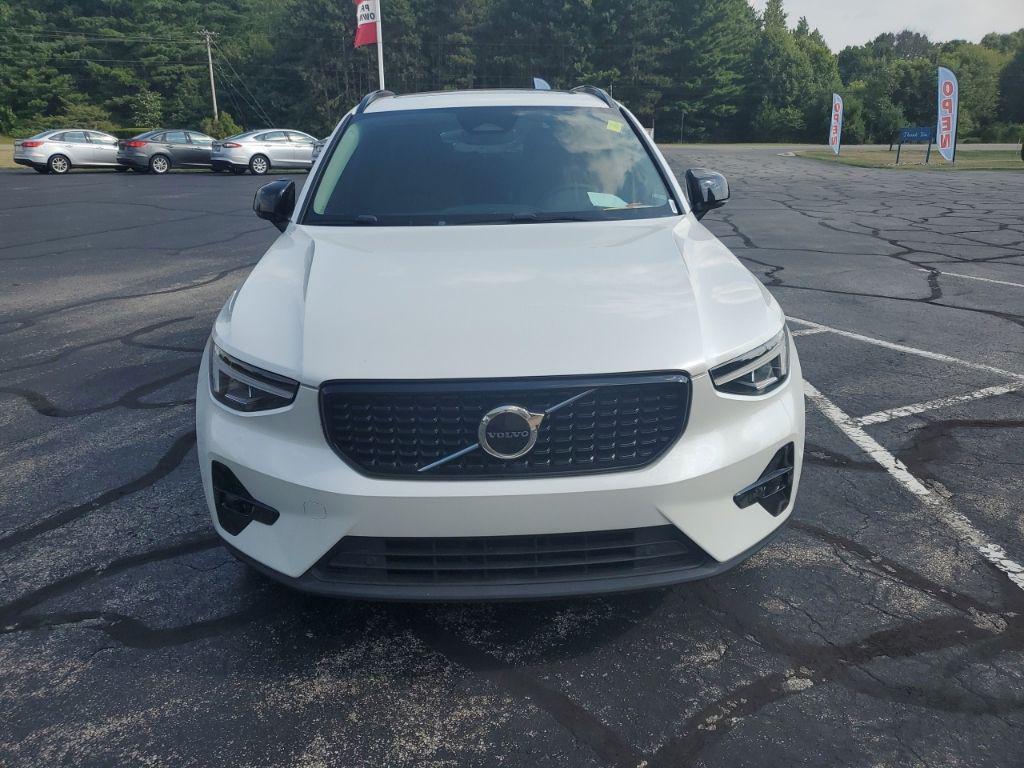 Volvo XC40 2023
