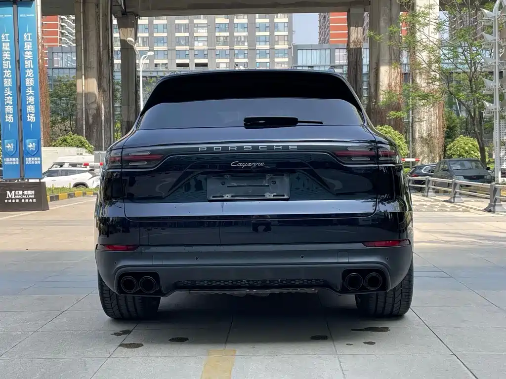 Porsche Cayenne 2023