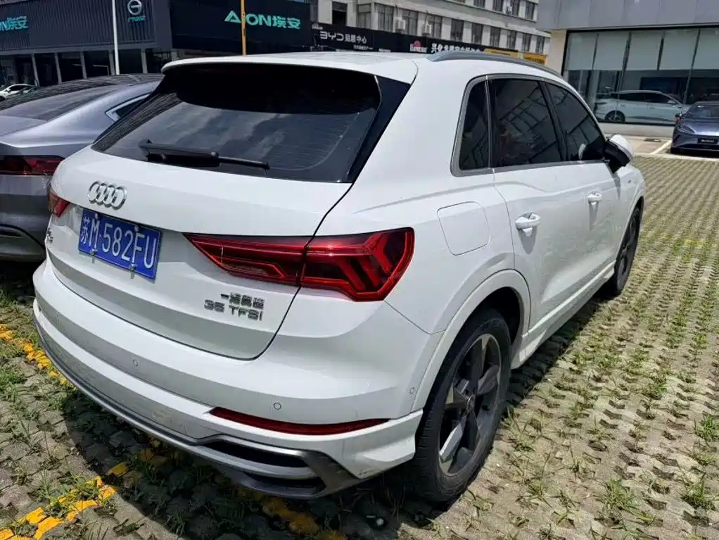 Audi Q3 2023