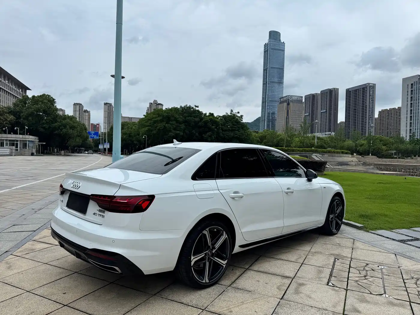 Audi A4 2025