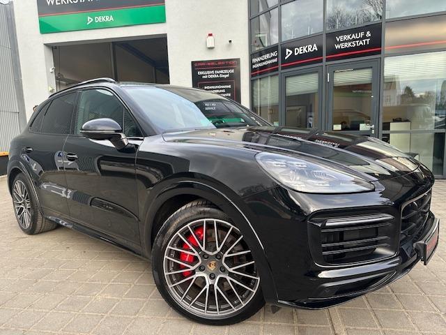 Porsche Cayenne 2021