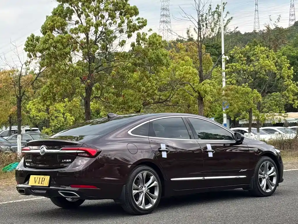 Buick LaCrosse 2021