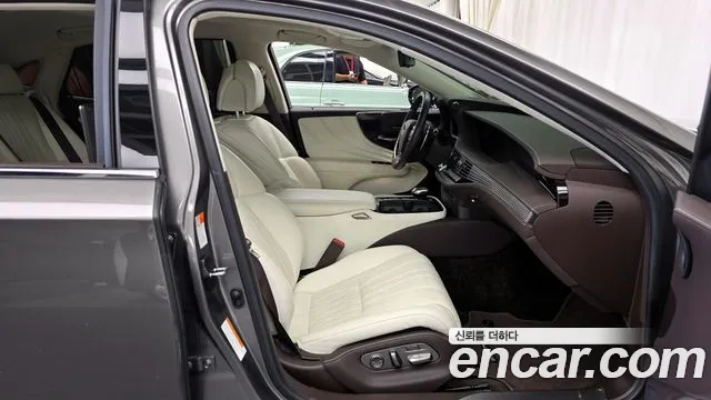 Lexus LS 2020
