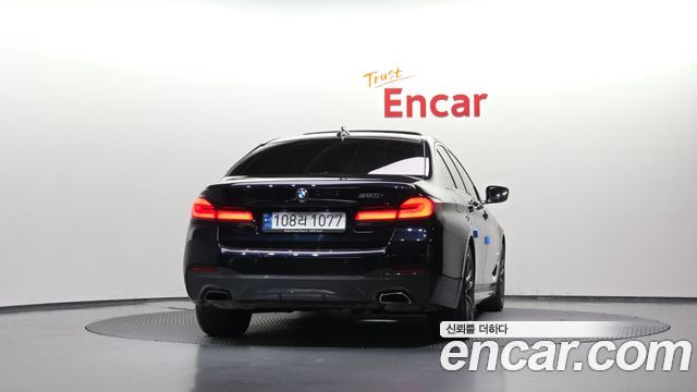 BMW 5 серии 2023