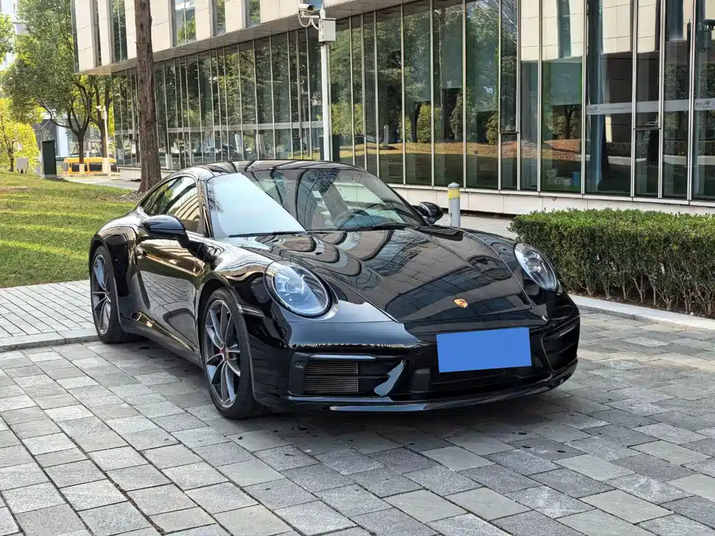 Porsche 911 2021