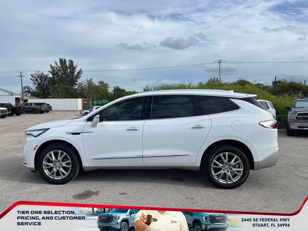 Buick Enclave 2023