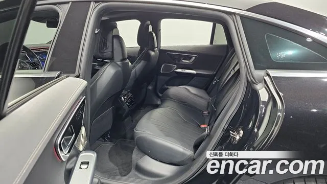 Mercedes-Benz EQE 2023