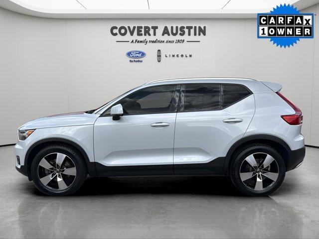 Volvo XC40 2022