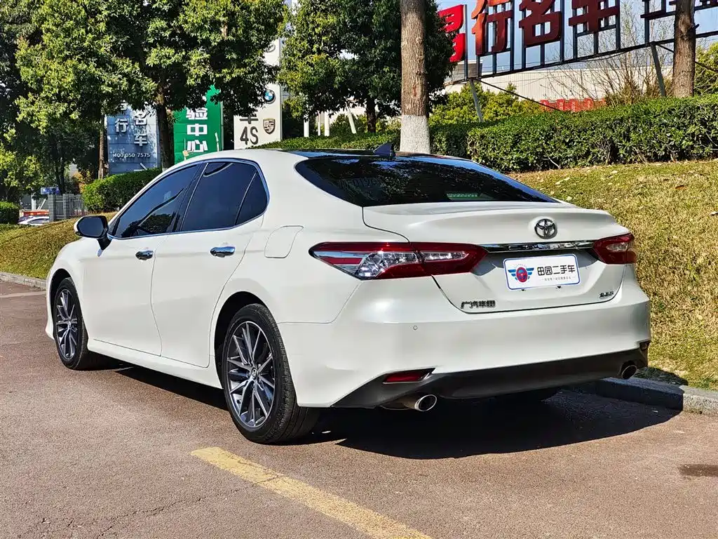 Toyota Camry 2022