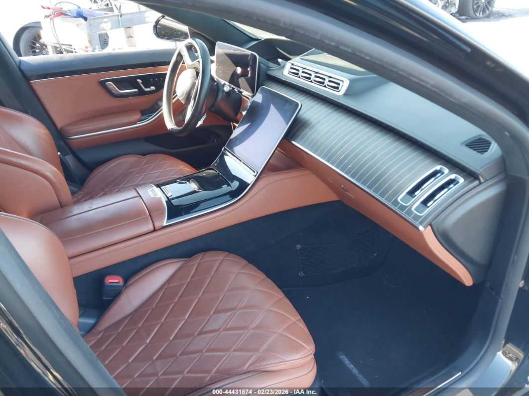 Mercedes-Benz S-Класс 2021