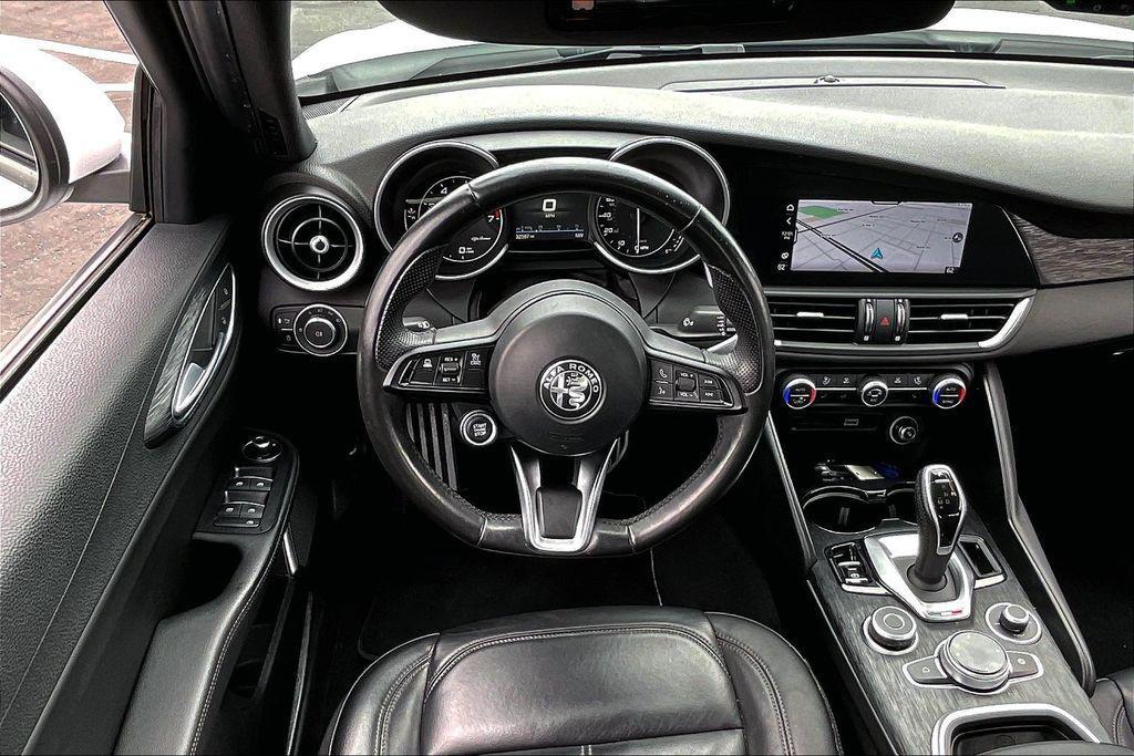 Alfa Romeo Giulia 2022