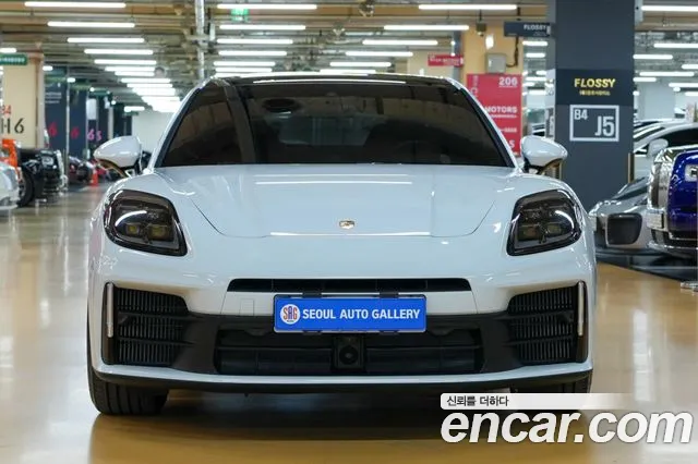 Porsche Panamera 2024