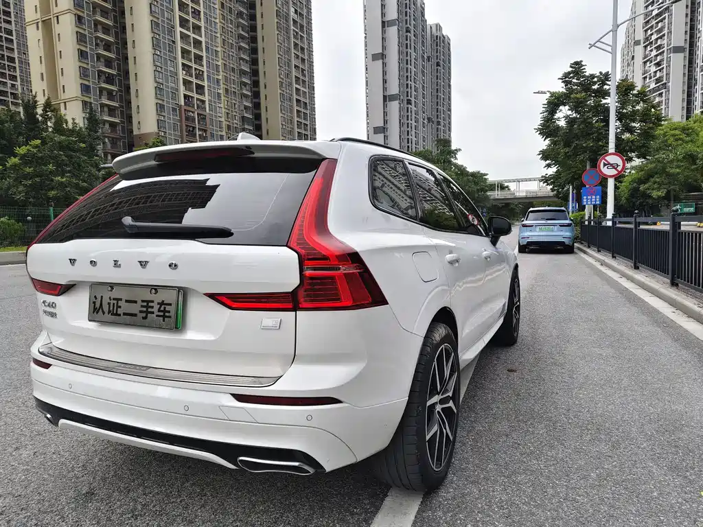 Volvo XC60 2021