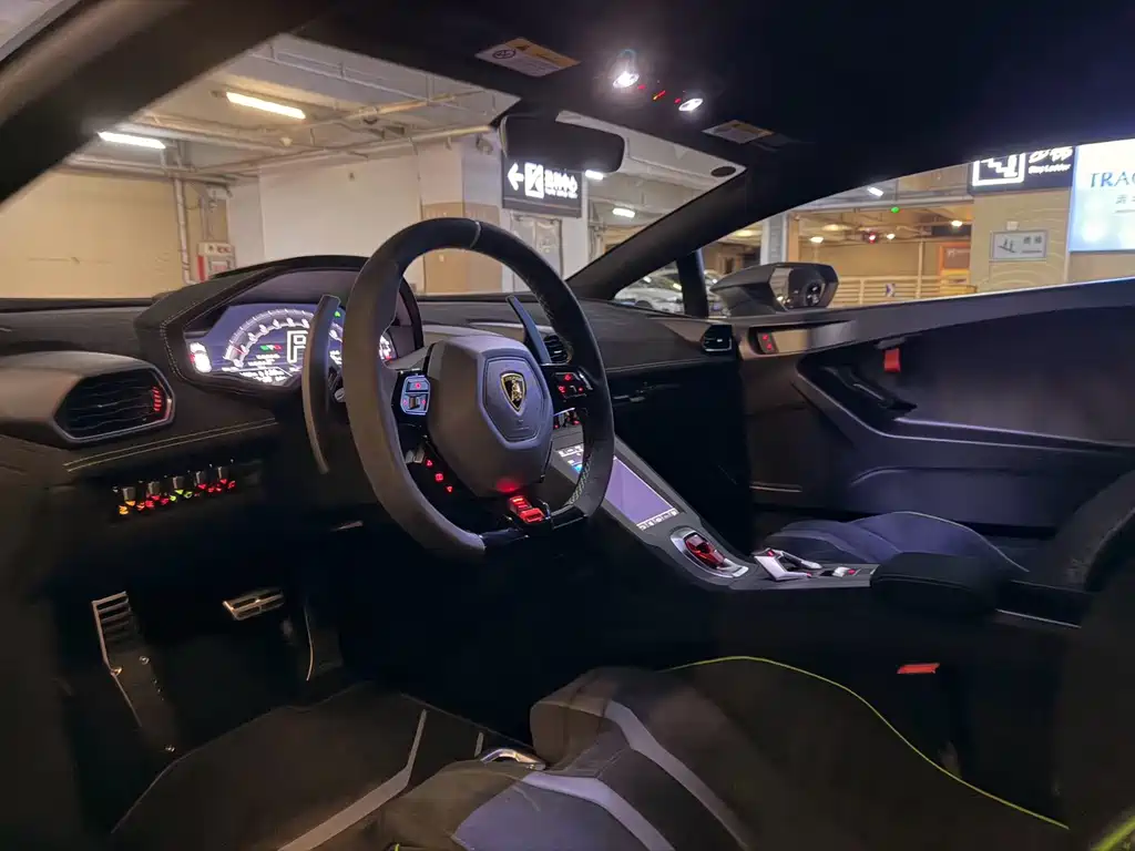 Lamborghini Huracán 2022