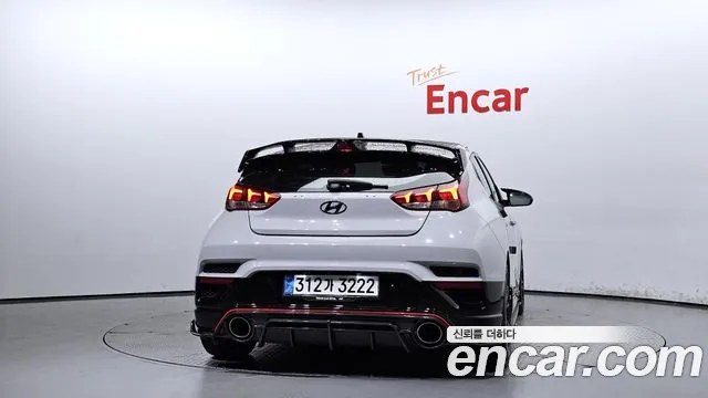 Hyundai Veloster 2020