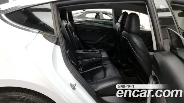 Tesla Model 3 2020
