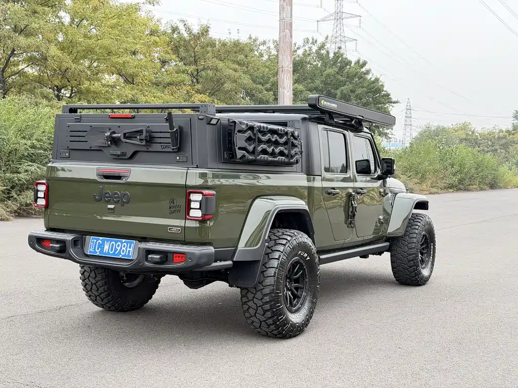 Jeep Gladiator 2023