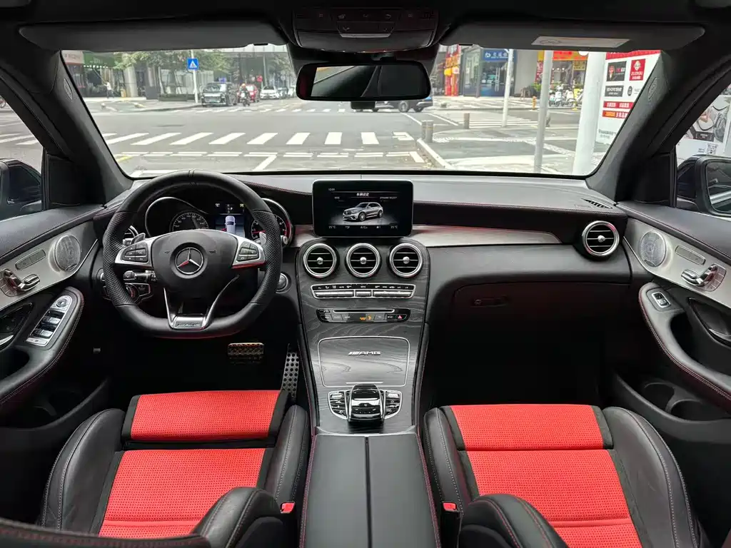 Mercedes-Benz GLC AMG 2020