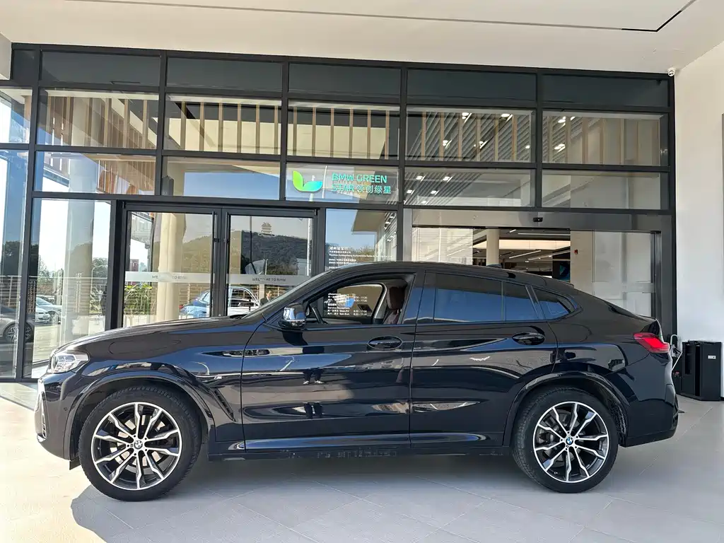 BMW X4 2023