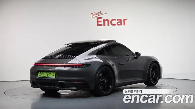Porsche 911 2024