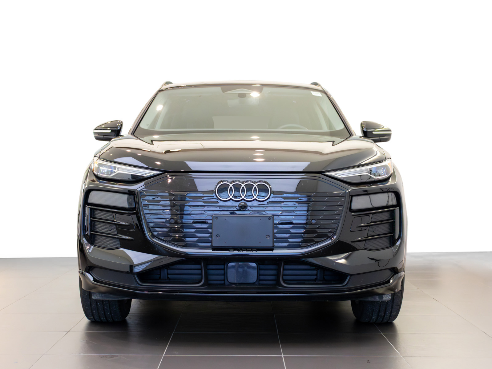 Audi Q6 e-tron 2025