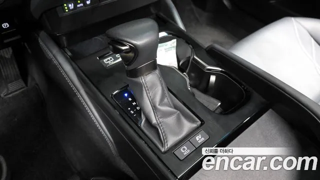 Lexus ES 2023
