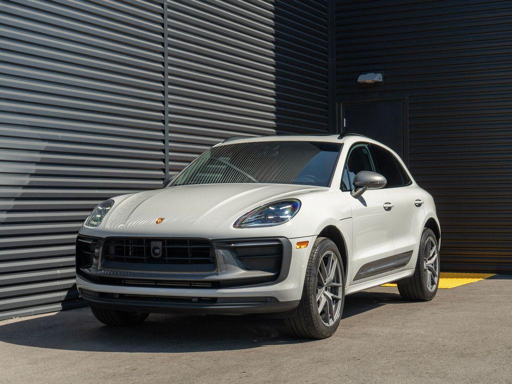 Porsche Macan 2025