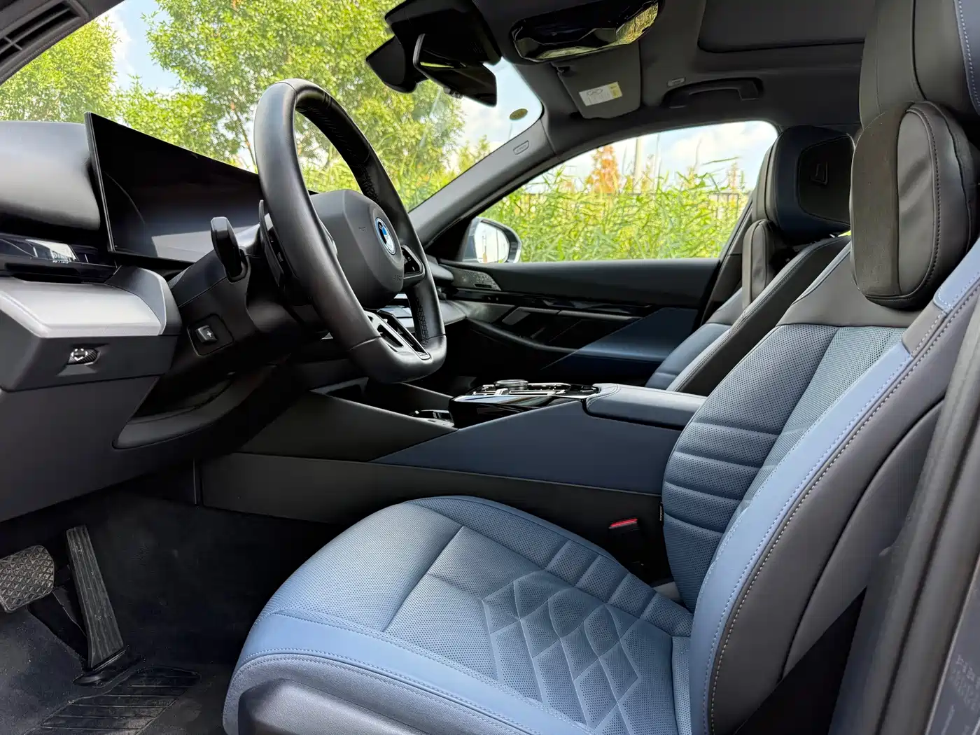 BMW i5 2024