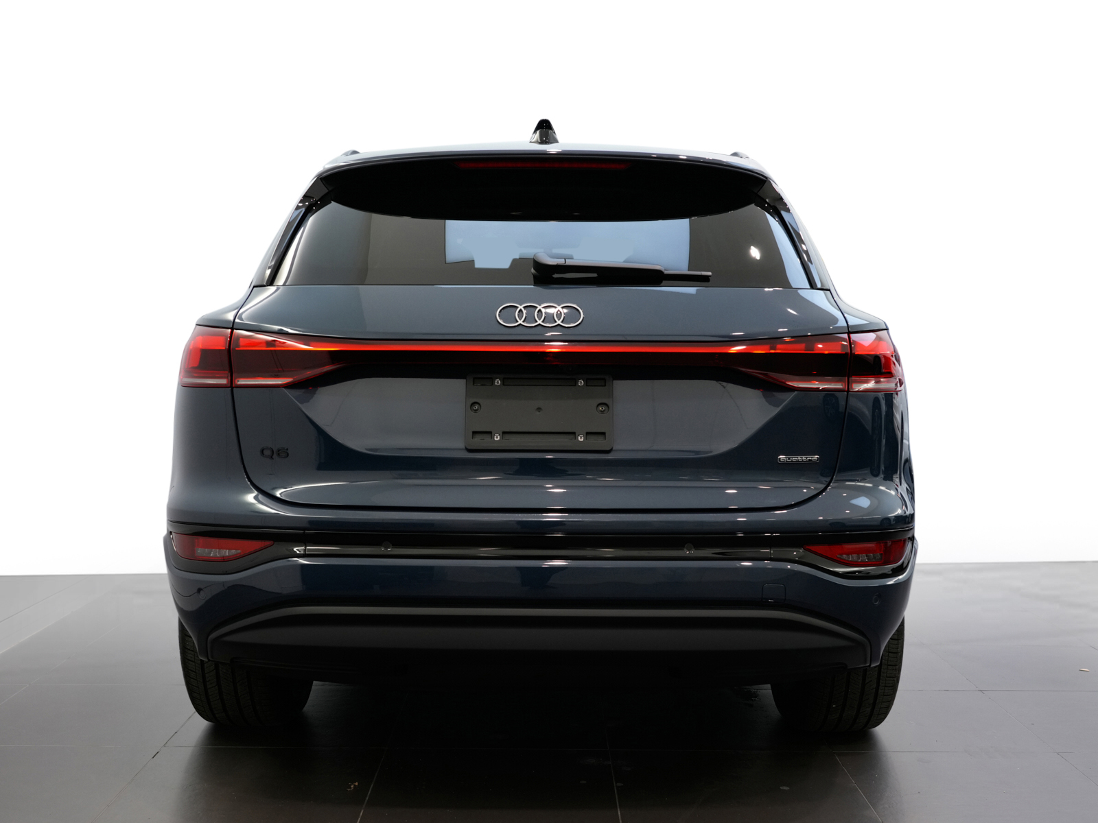 Audi Q6 e-tron 2025
