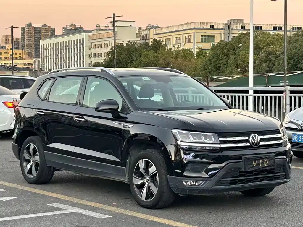 Volkswagen Tharu 2021