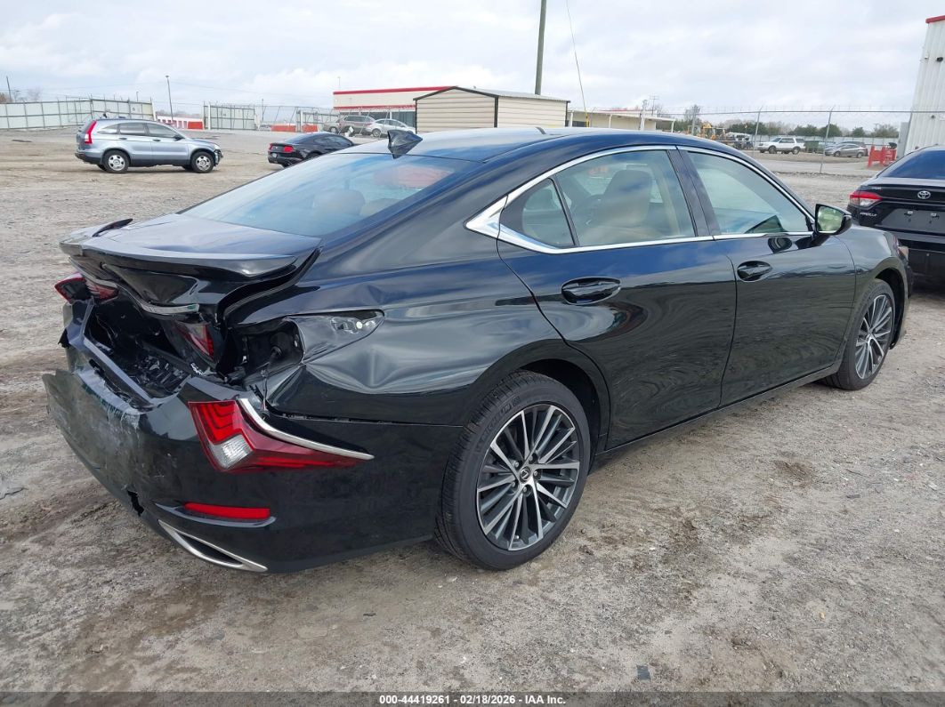 Lexus ES 2023