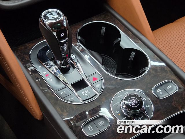 Bentley Bentayga 2021