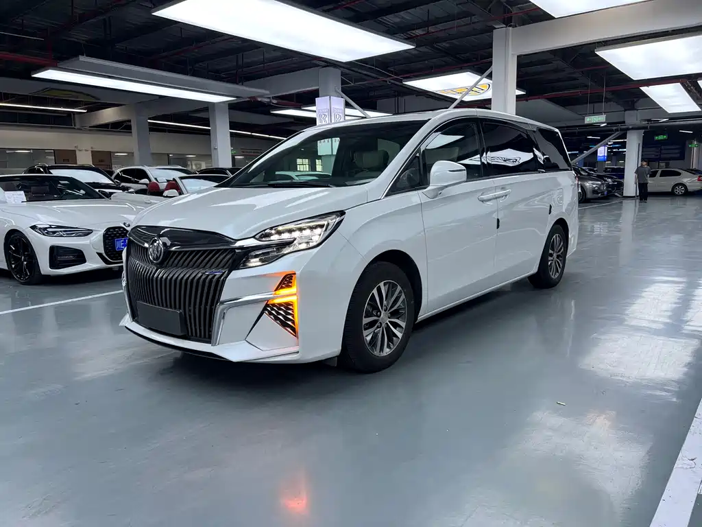 Buick GL8 2022