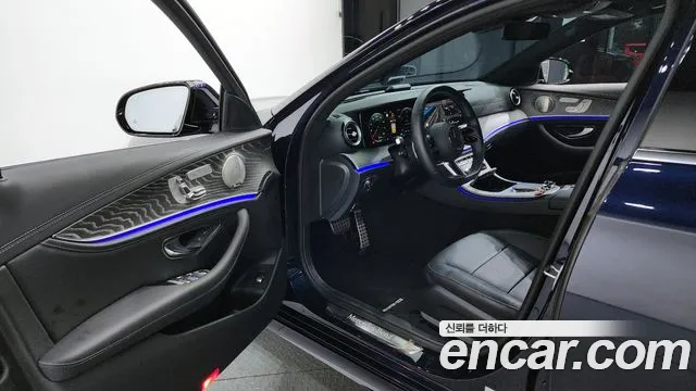 Mercedes-Benz E-Класс 2022
