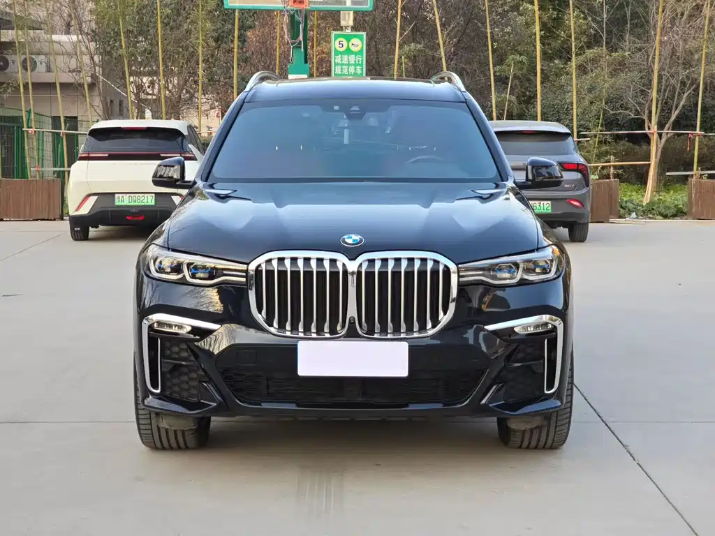 BMW X7 2022