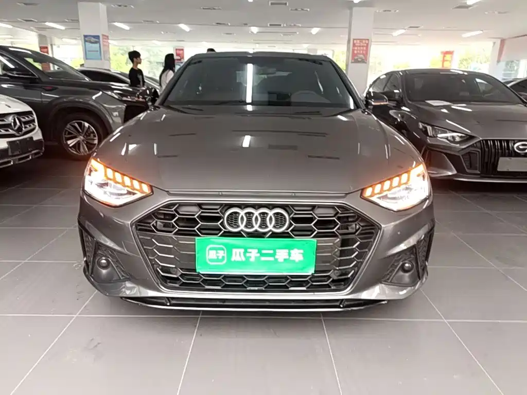 Audi A4 2024