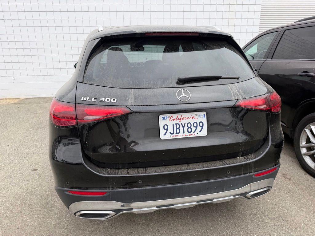 Mercedes-Benz GLC 300 2023
