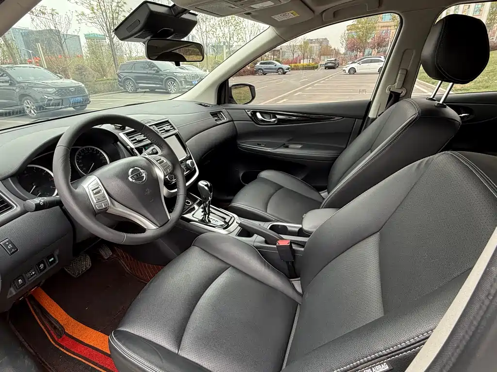 Nissan Tiida 2023