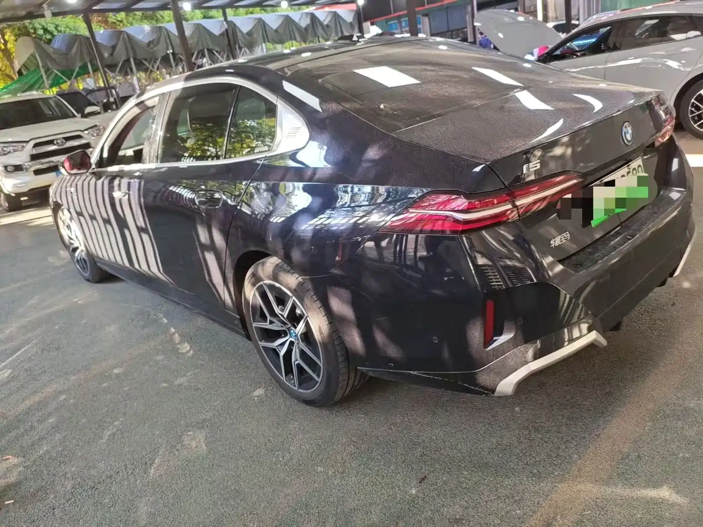 BMW i5 2025