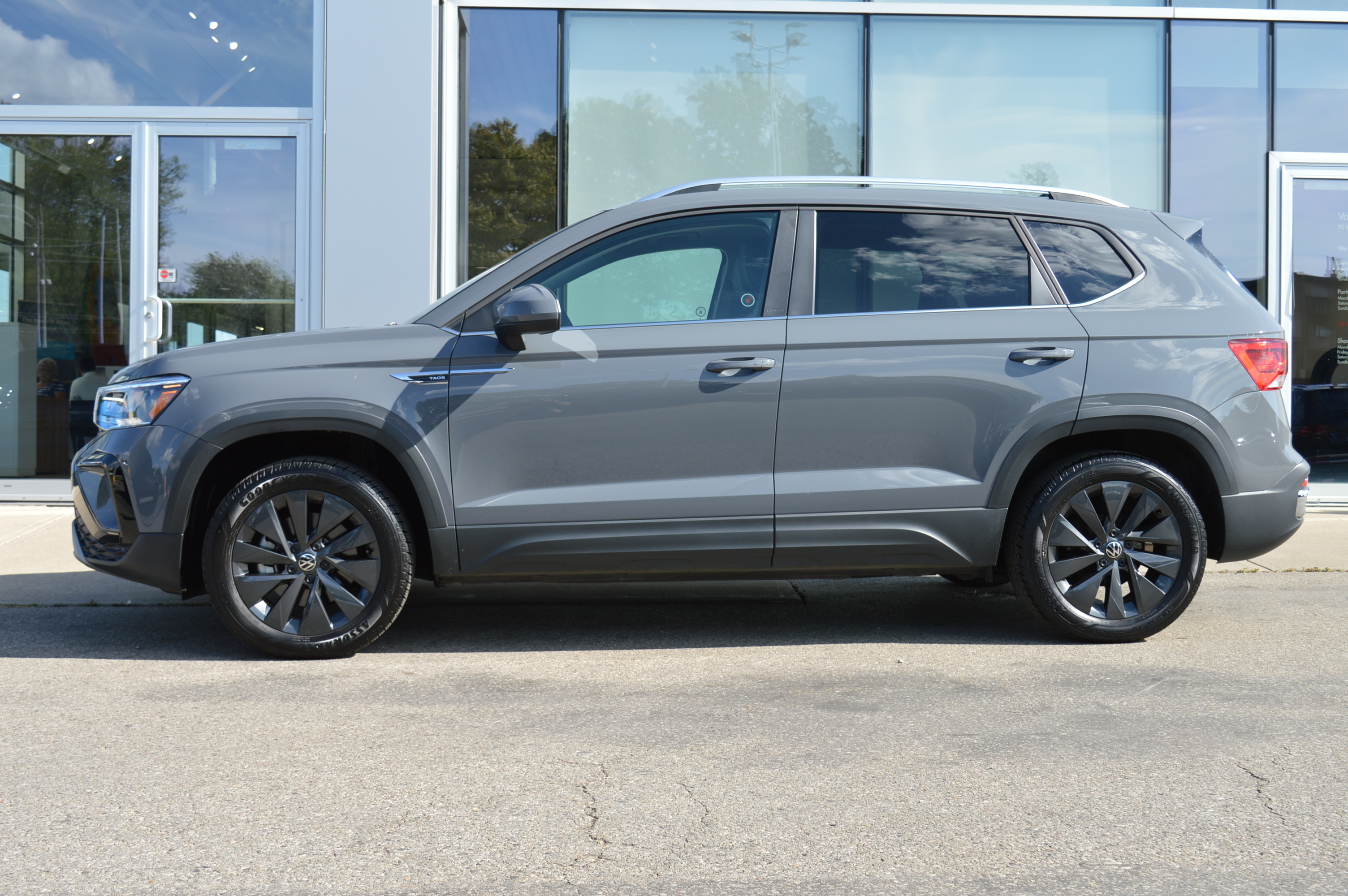 Volkswagen Taos 2024