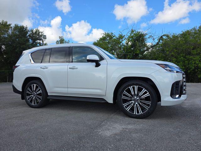 Lexus LX 2026
