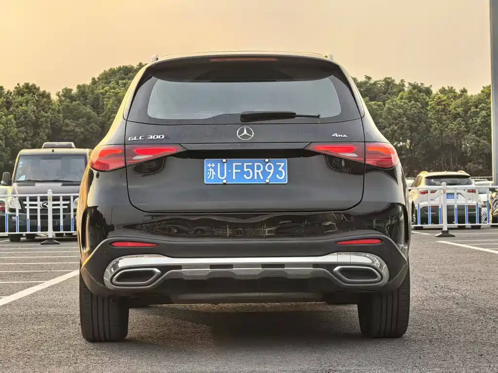 Mercedes-Benz GLC 2024