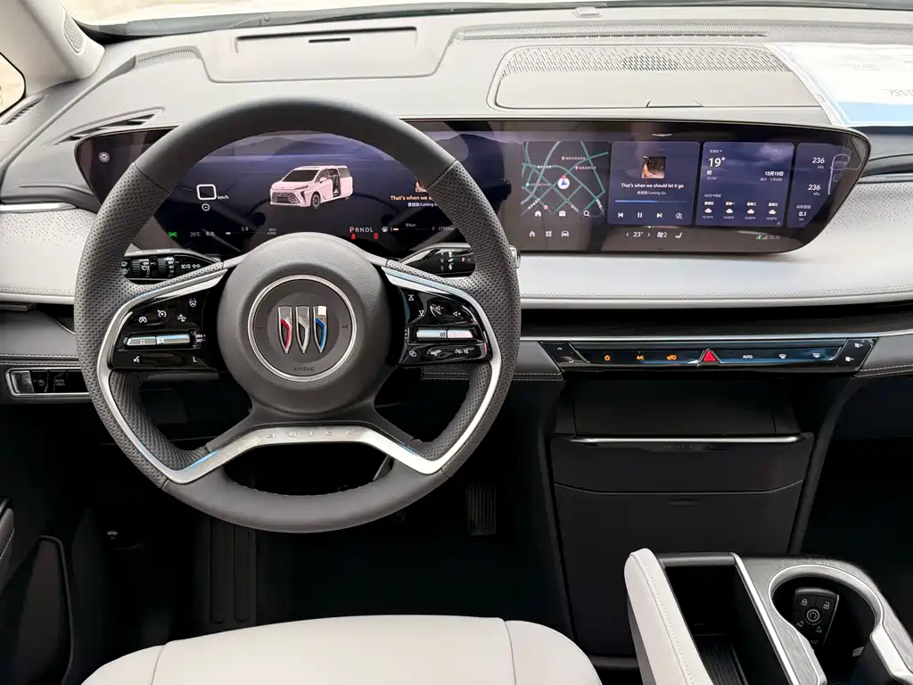 Buick GL8 2024