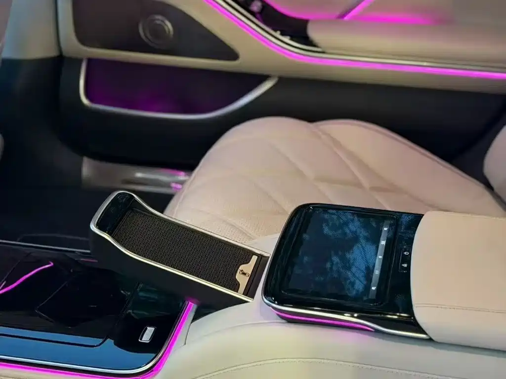 Mercedes-Benz Maybach S-Класс 2023