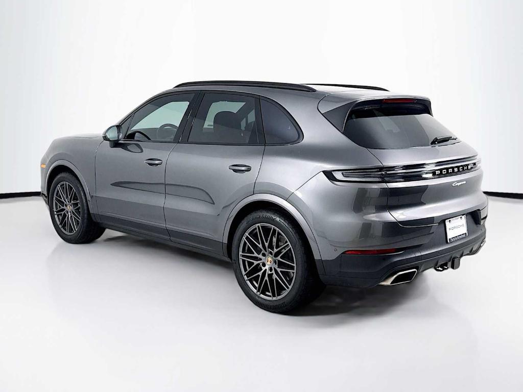 Porsche Cayenne 2025